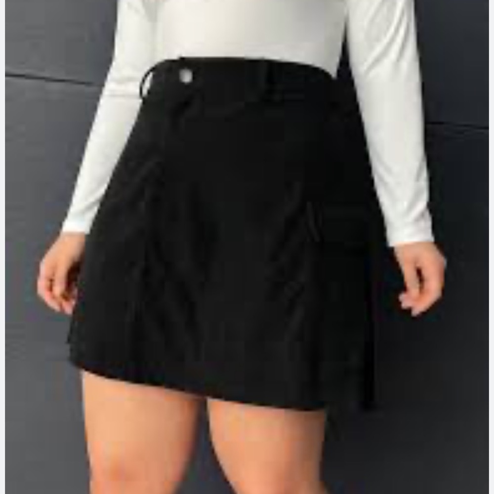 SHEIN EZwear Plus Flap Pocket Corduroy Skirt